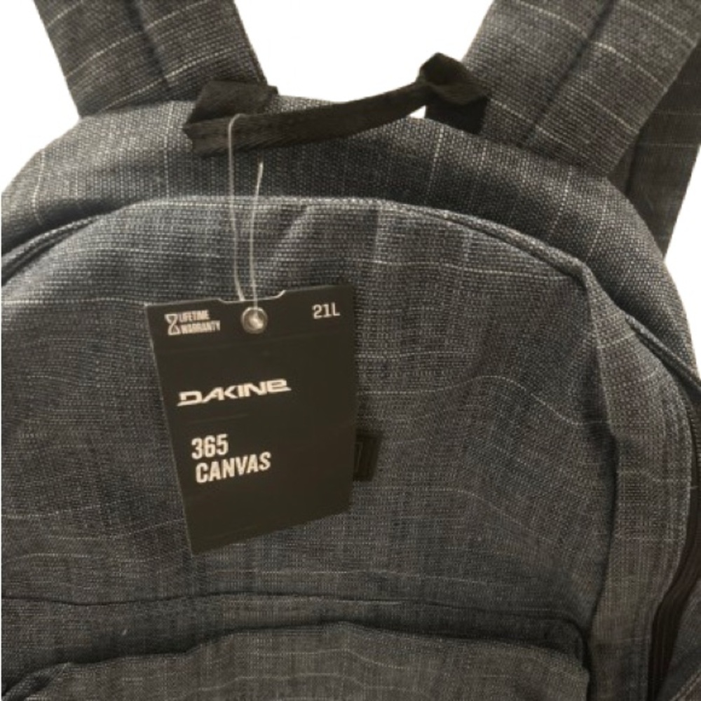 Brand new with tags dakine backpack 365